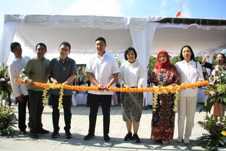 NEW KUTA GOLF RESMIKAN SHOW UNIT CLUSTER 2 EKSKLUSIF